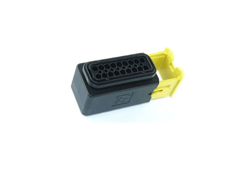TE Connectivity 1-1563759-1 汽车连接器