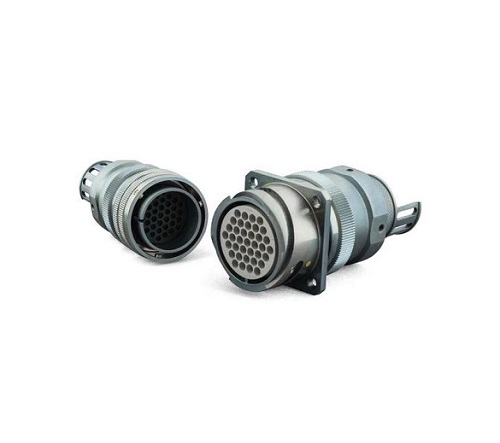  ITT Cannon 039-0247-000 背板连接器