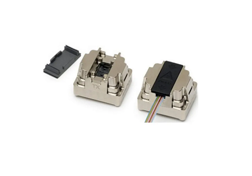 AFBR-811FH1Z 光纤连接器